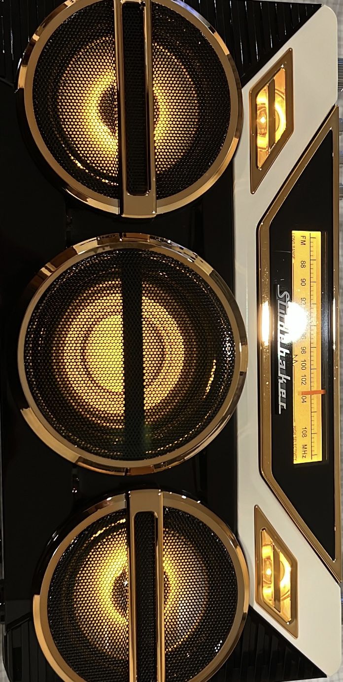 Studebaker Avanti Bluetooth