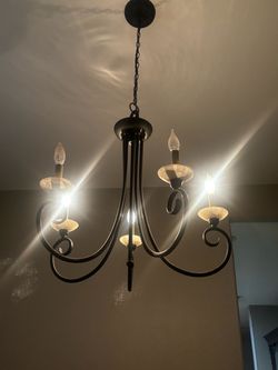 Chandelier in great condition