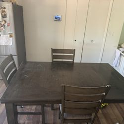 Dinning Room Table