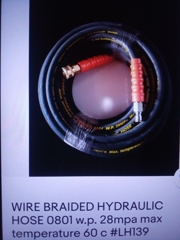 49 Ft. Wire Braided Hydraulic Hose 0801 W.P. 28 MPa Max temp 60°C