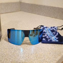 Heatwave Vector Sunglasses