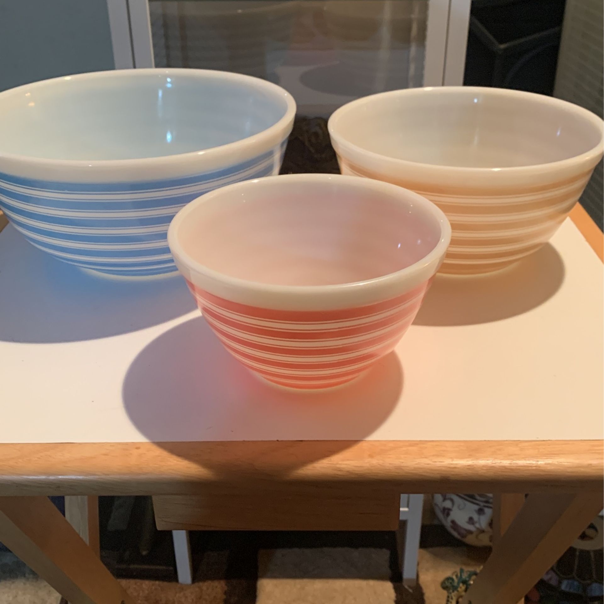 Vintage 403 store Pyrex Blue Stripe Mixing Bowl