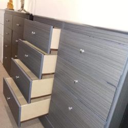 8 Drawers Dresser With Rails New $269