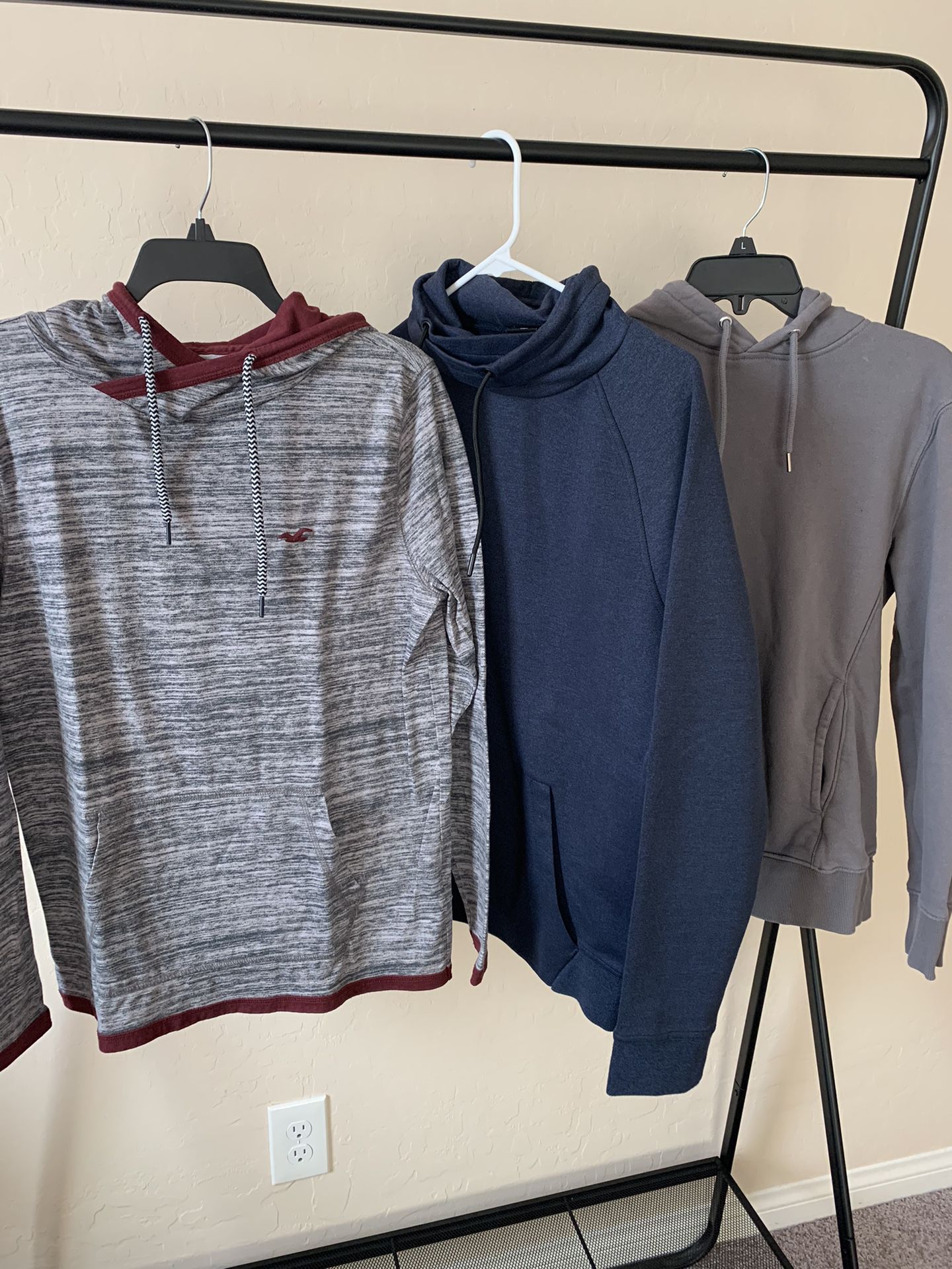 Men’s Hollister And H & M  Men’s Hoodie And Long Sleeve Knit
