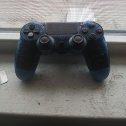 PS4 PRO CONTROLLER ( 2 SHADES OF BLUE) 