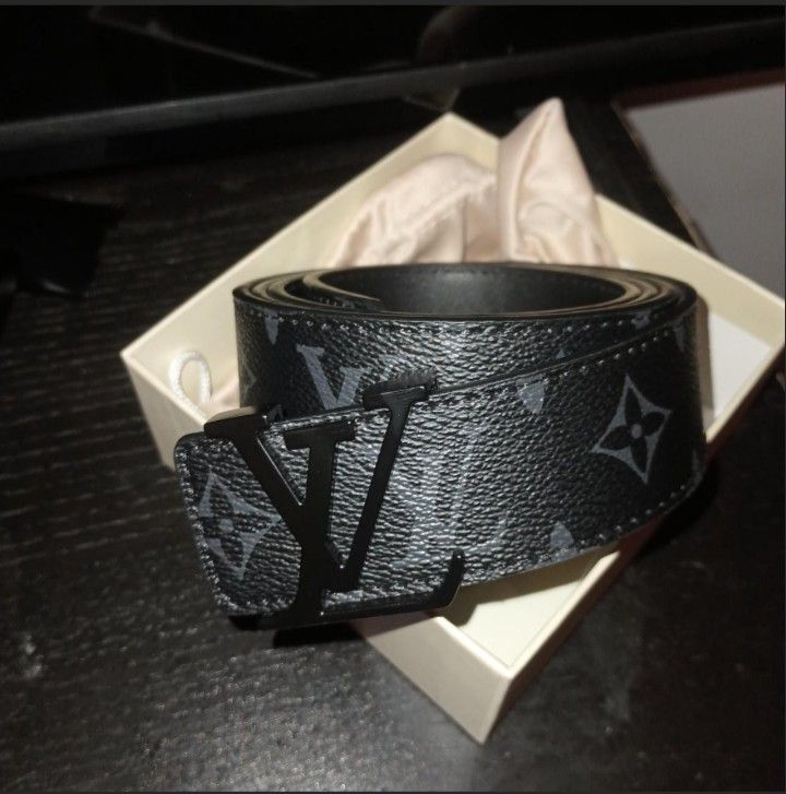 Louis  Vuitton Belt Black 27-30