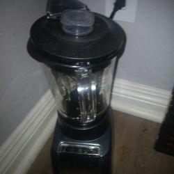 Glass Blender$20firm