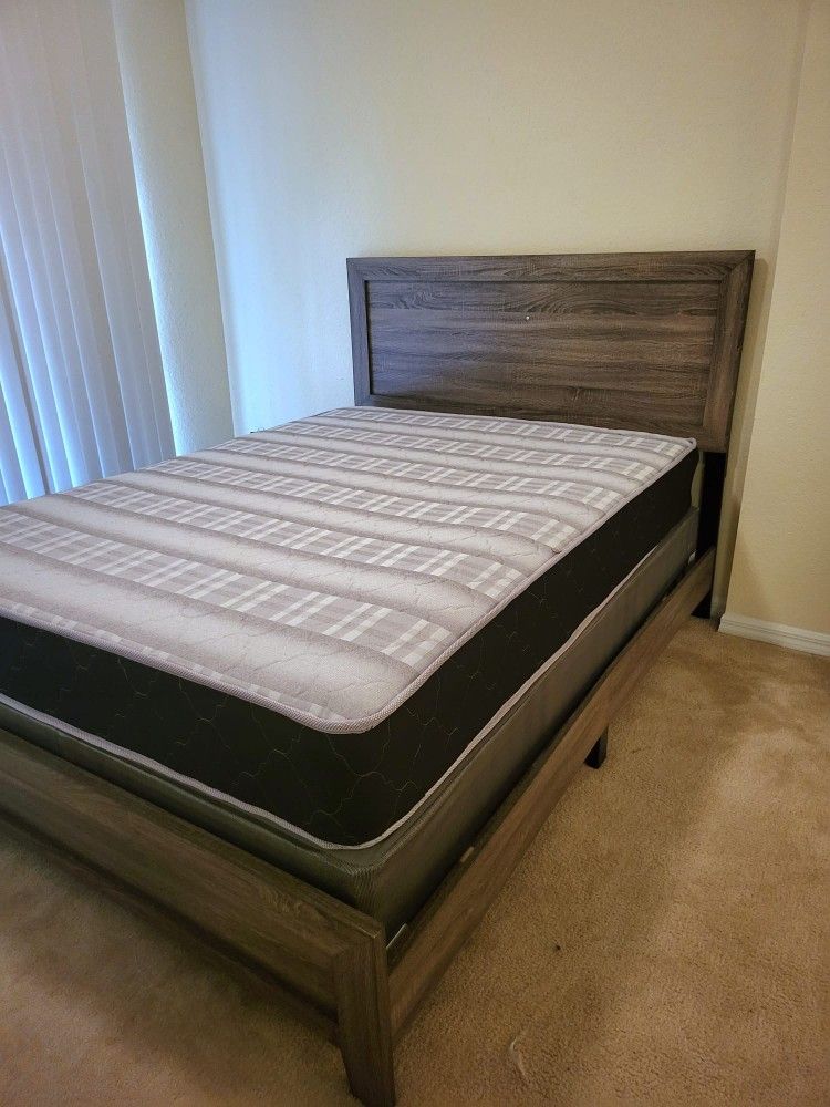 NEW QUEEN MATTRESS AND BOX SPRING 😉 100% QUALITY & CONFORM 👌