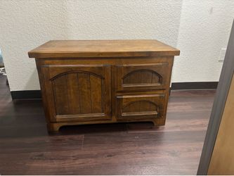 Small storage cabinet