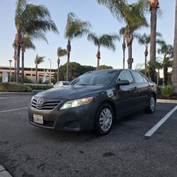 2010 TOYOTA CAMRY 