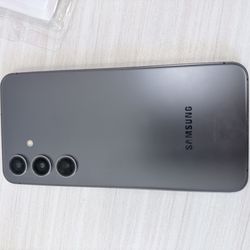 $180 s24 Att or cricket