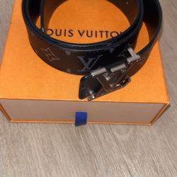Louis Vuitton Belt 32