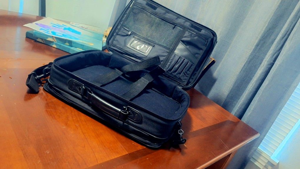 Dell Laptop Back