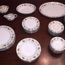 HARMONY HOUSE FINE CHINA SAXONY 3695 JAPAN VINTAGE DINNERWARE SERVING 53 PIECES