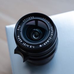 Leica Super-Elmar-M 21mm f/3.4 ASPH Lens (Made in Germany) – Like New