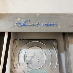 6’ Aluminum Ladder