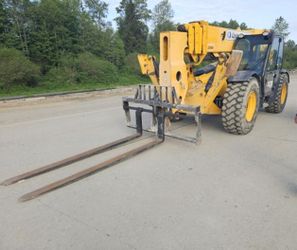 JCB 510-56 (Cabbed Reach Forklift / Telehandler)
