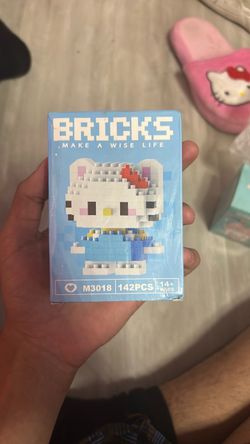 Hello Kitty Legos Bricks