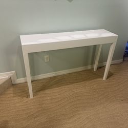 Accent Table / Sofa Table