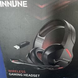 Brand-new BINNUNE 2.4G/Bluetooth Wireless Gaming Headset with Microphone