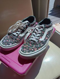 Vans off the wall women's size 6.5