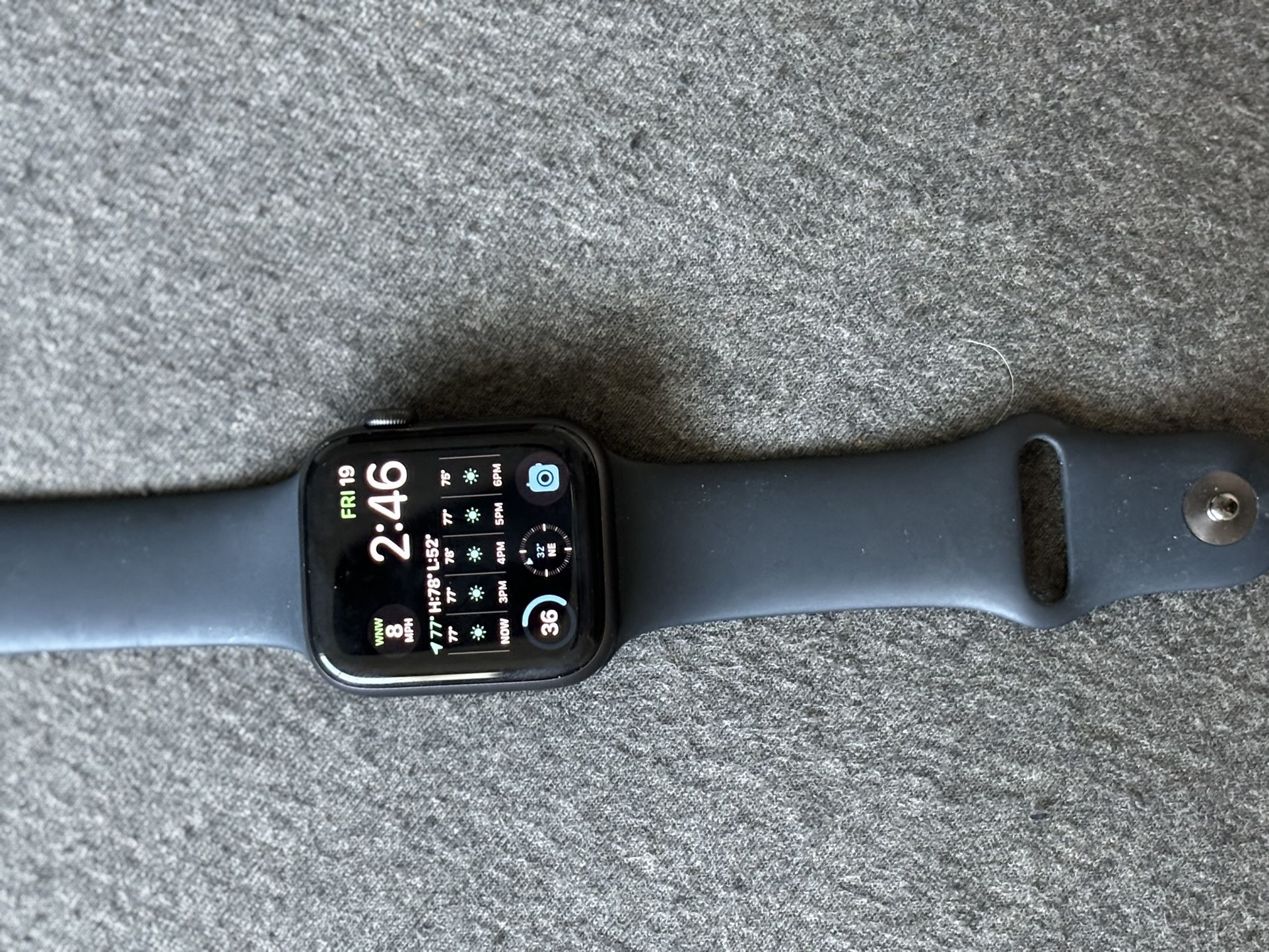 Apple Watch SE