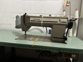 Singer 591 D300AD Sewing Machine - Used In excellent condition