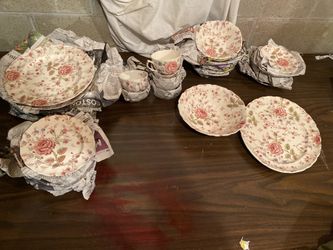 Rose Chintz 8 pc