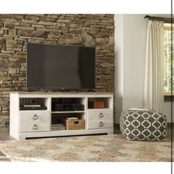 Tv Stand MATTRESS NOT INCLUDED 