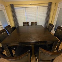 Breakfast Area Table