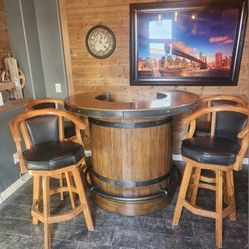 Wine Barrel Bar With 4 Bar Stools