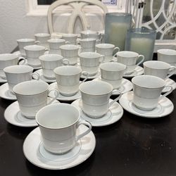 Sone Crown Victoria Porcelain Fine China Beautifully Delicate