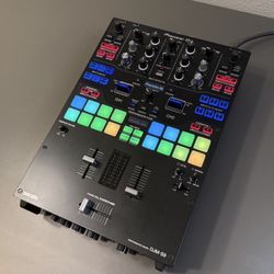 Pioneer DJM-S9 DJ Mixer (LIKE NEW!)