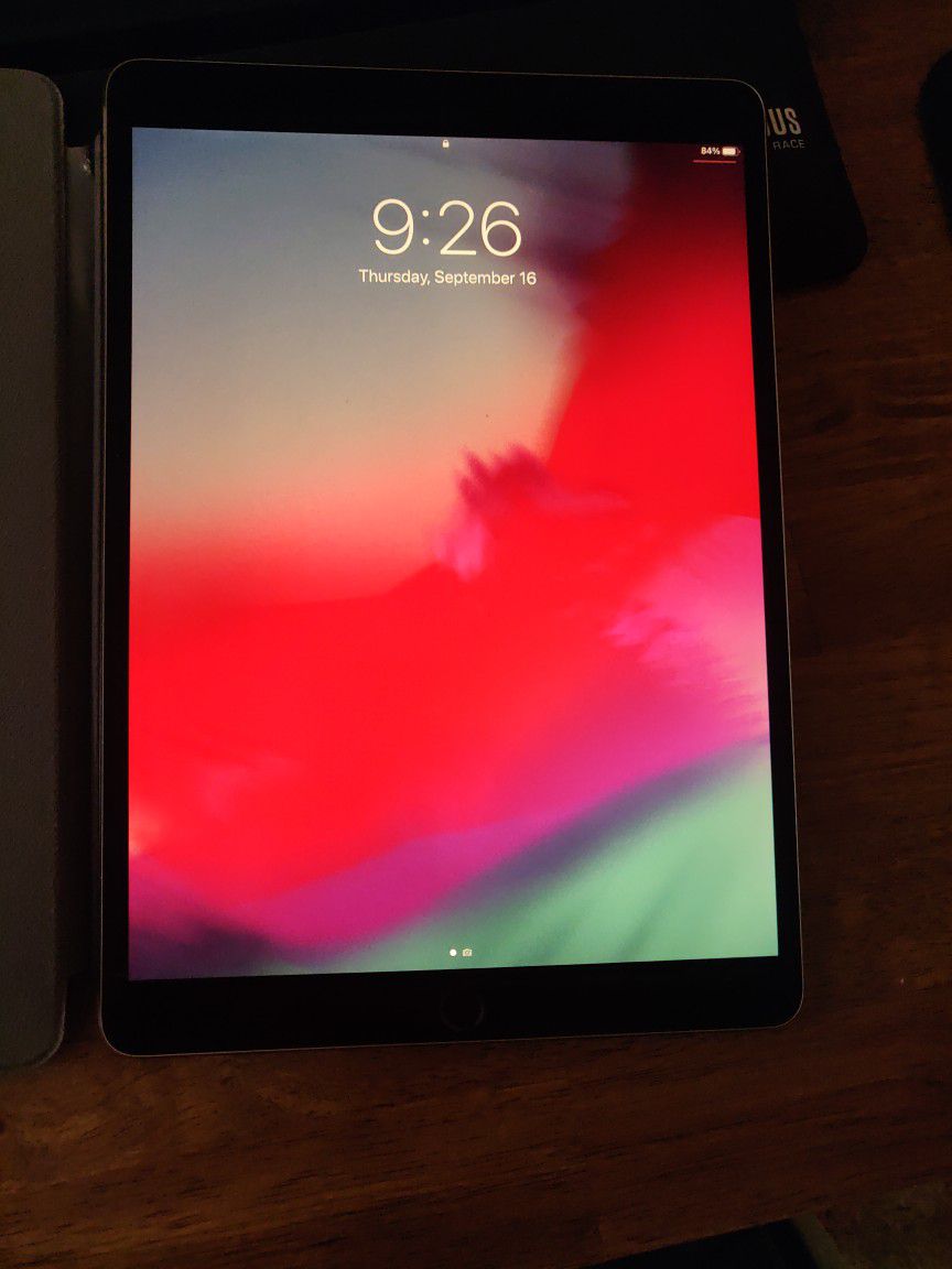 iPad Pro 10.5 2017 Model A1701