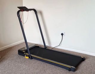 Urevo 2 in 1 treadmill