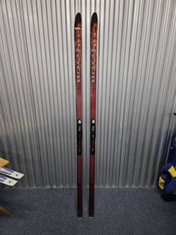 77" cross country skis
