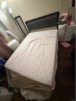 queen bed