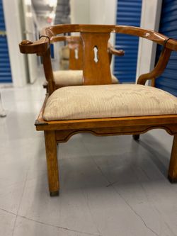2 Antique Chairs (Wooden Grade)