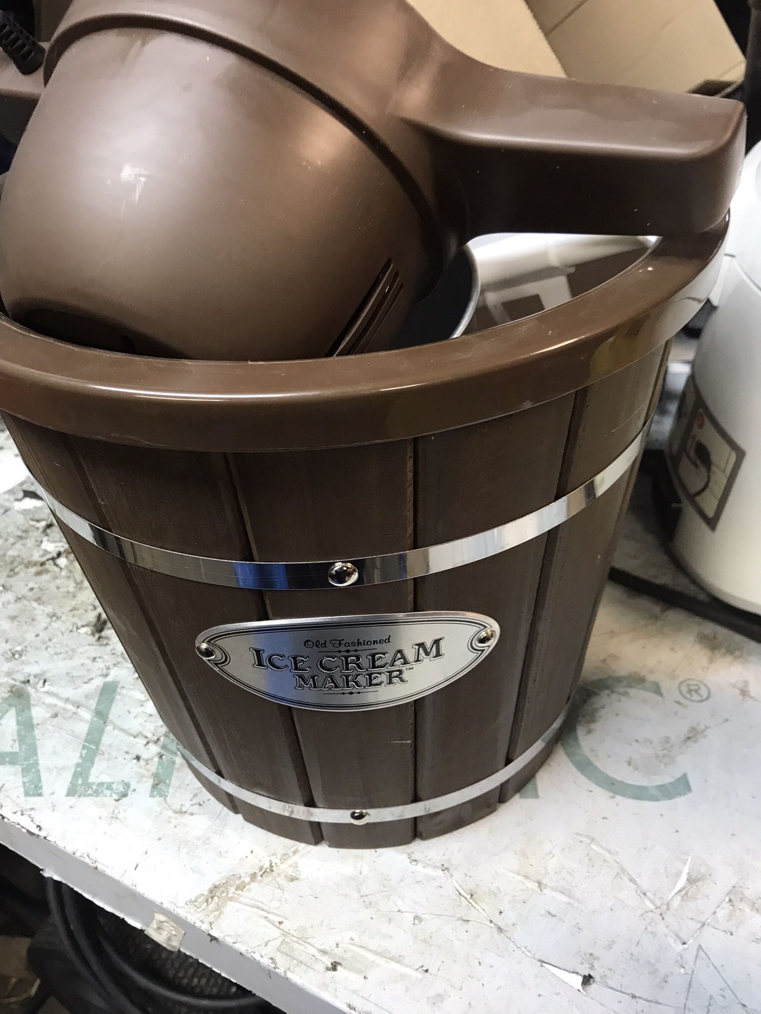 Old Fashion Ice Cream Maker