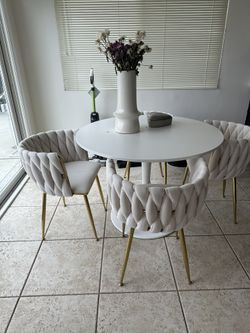 Dining Set
