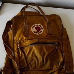 Fjallraven Kanken Backpack