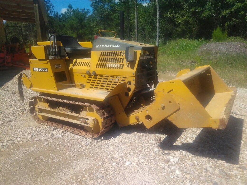 Magnatrac RS1000 mini dozer