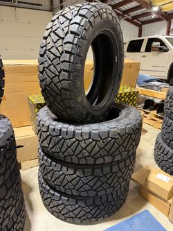 🔥 LIKE NEW NITTO RIDGE GRAPPLERS – ONLY 200 MILES!
