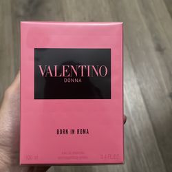 Valentino Perfume