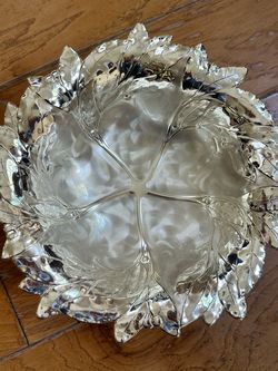 Vintage Silver-Plated Leaf Serving Bowl – 10"