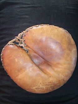 Vintage Catchers Mitt