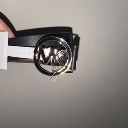 Michael Kors logo women’s belt size S gold / black