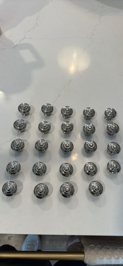 Cabinet knobs