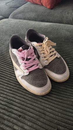 Reverse mocha Travis Scott’s