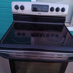 Electric Kenmore Stove